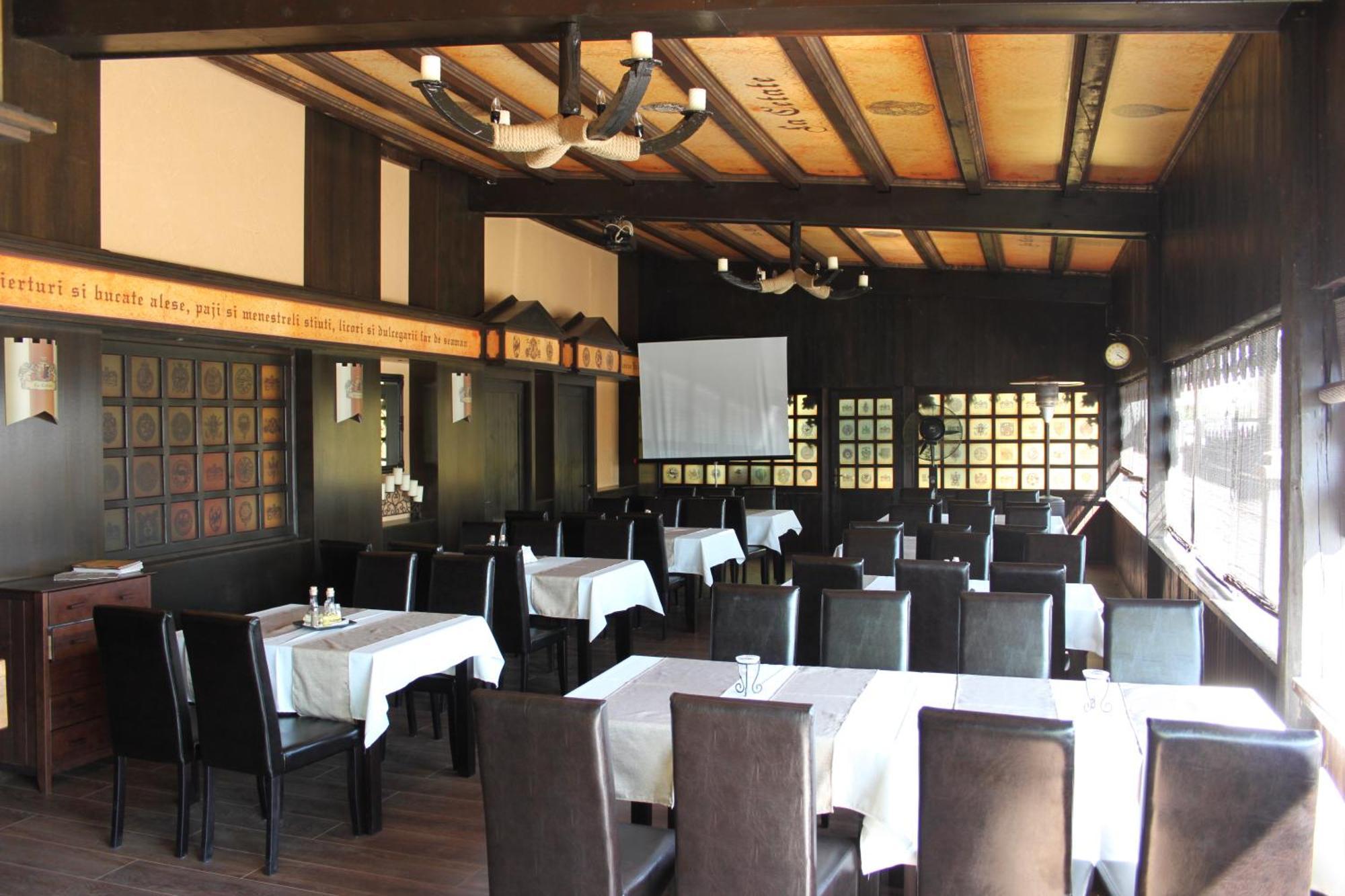 Hotel Lacetate 皮特什蒂 外观 照片