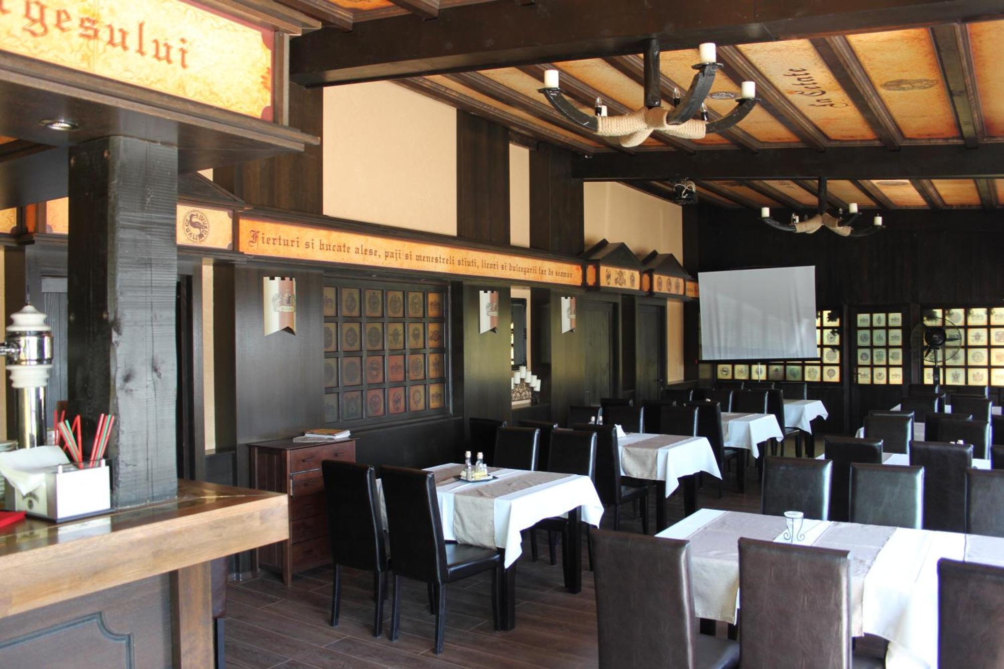 Hotel Lacetate 皮特什蒂 外观 照片